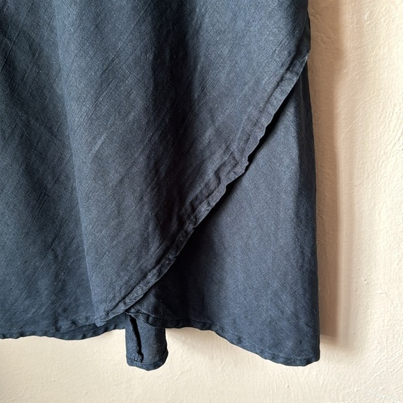 Flax Black Linen Overlapping Side Tunic Size Small - Picture 4 of 4